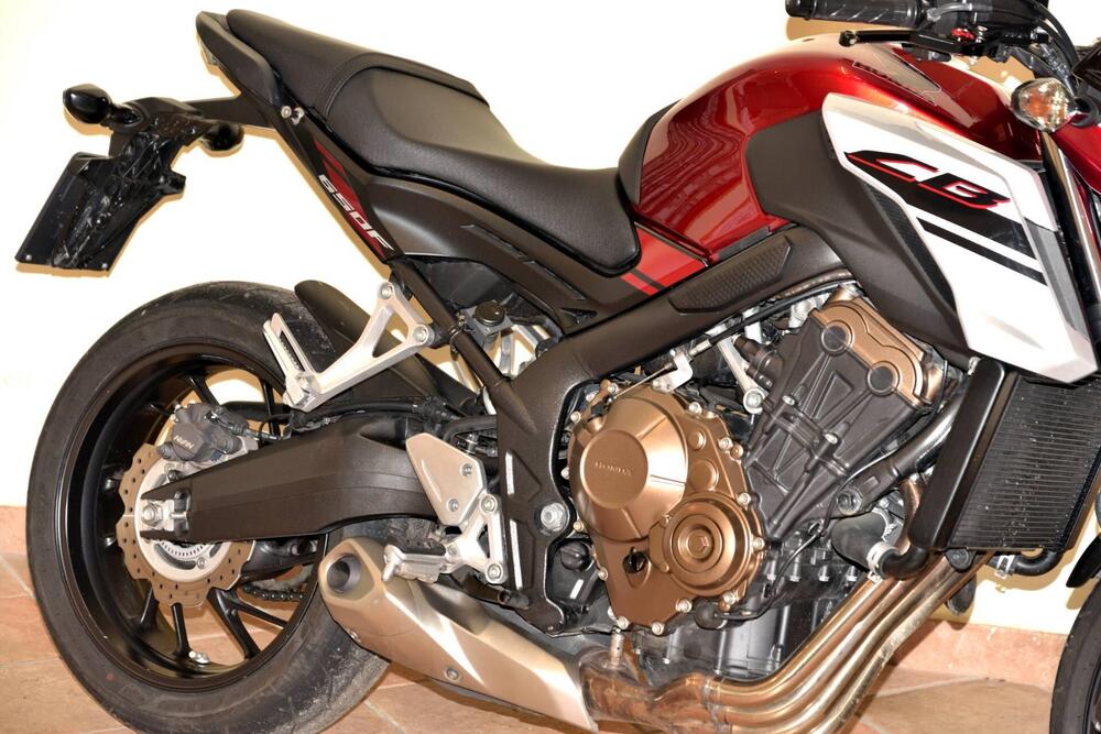 Honda CB 650 F (2017 - 18) (5)