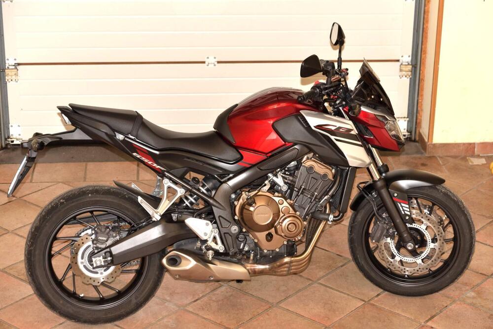 Honda CB 650 F (2017 - 18) (9)