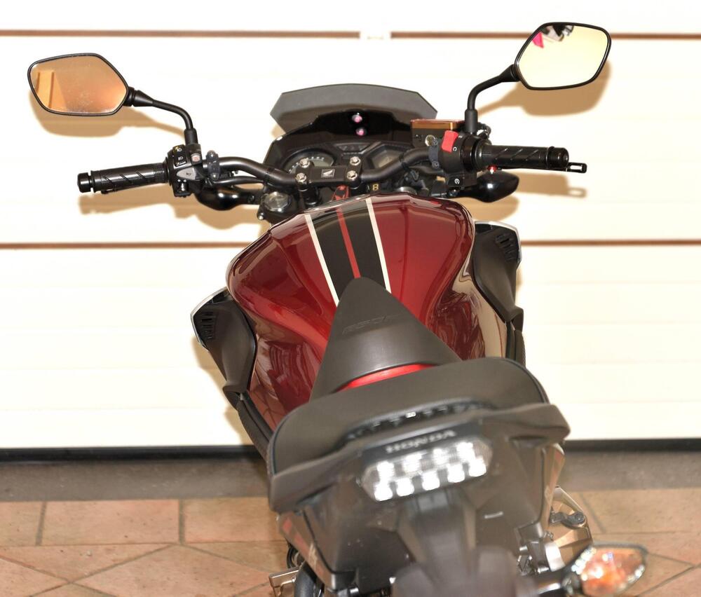 Honda CB 650 F (2017 - 18) (11)