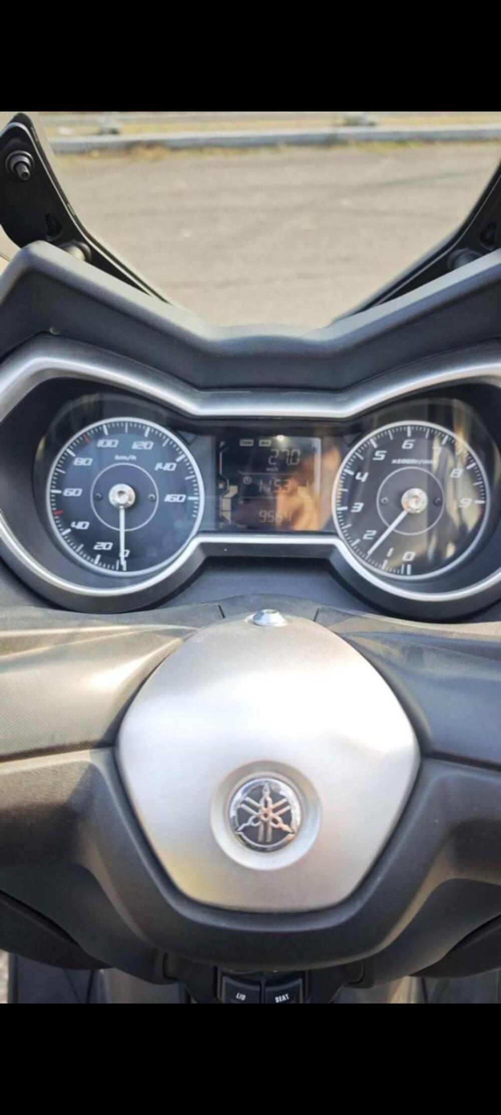 Yamaha X-Max 300 ABS (2017 - 20) (7)