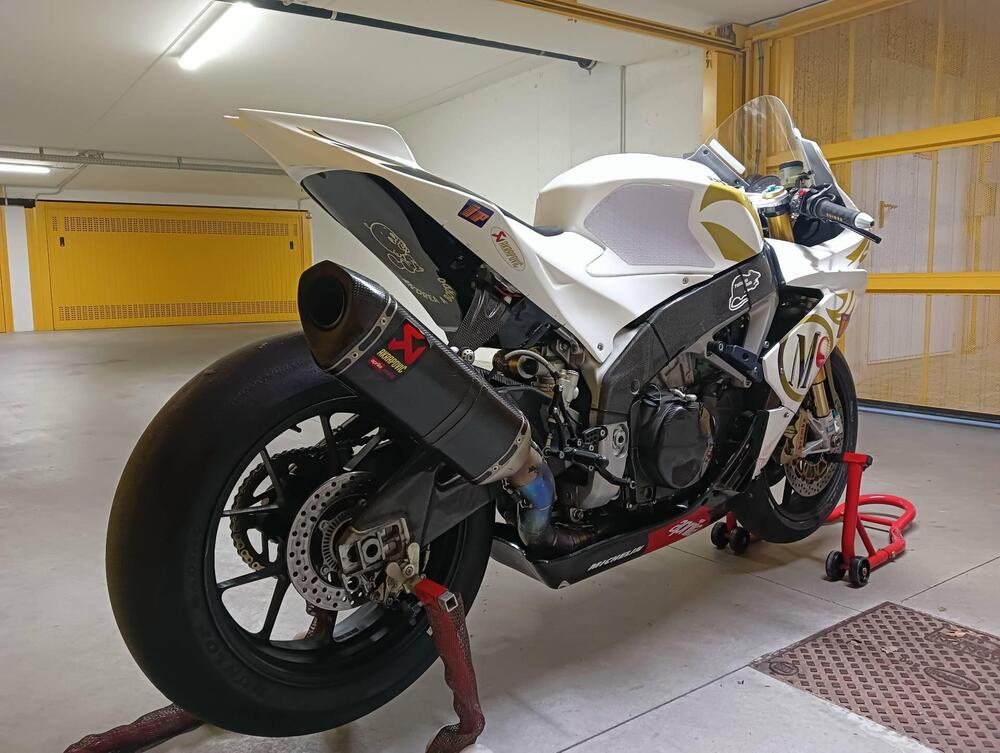 Aprilia RSV4 Factory APRC ABS (2011 - 15) (6)