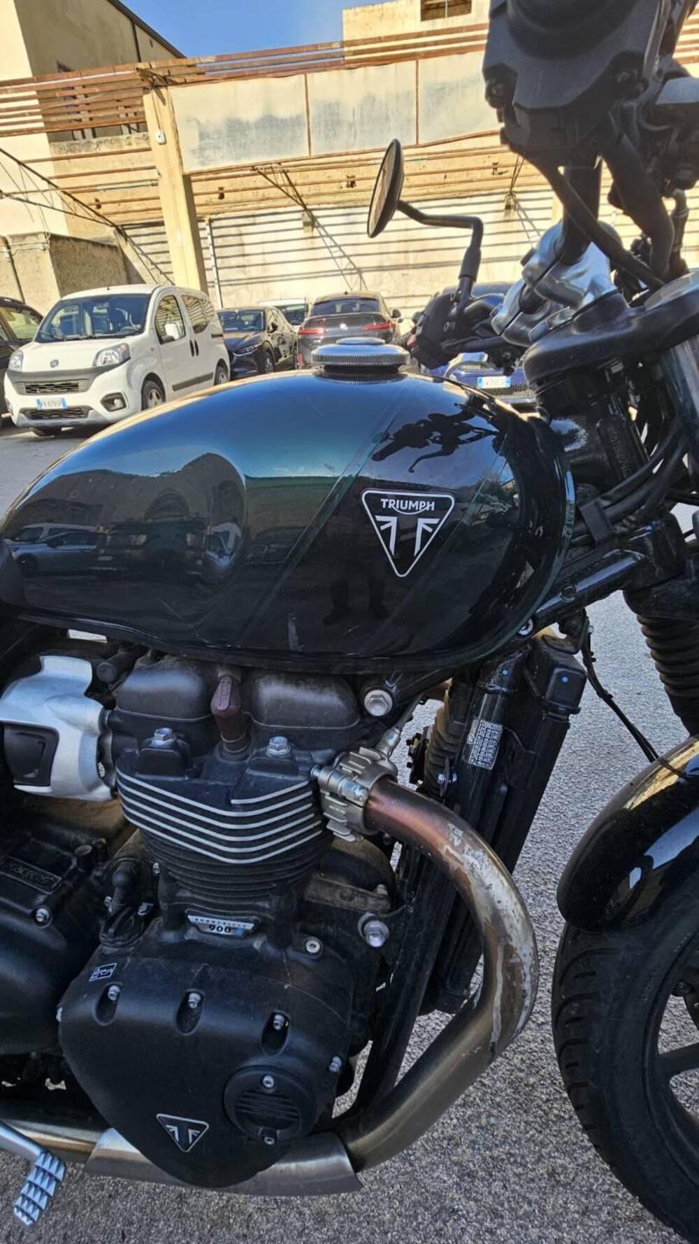 Triumph Speed Twin 900 (2023 - 24) (3)