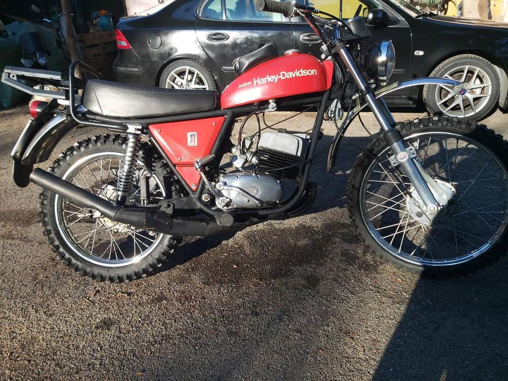 Aermacchi Harley-Davidson 125R scrambler (10)