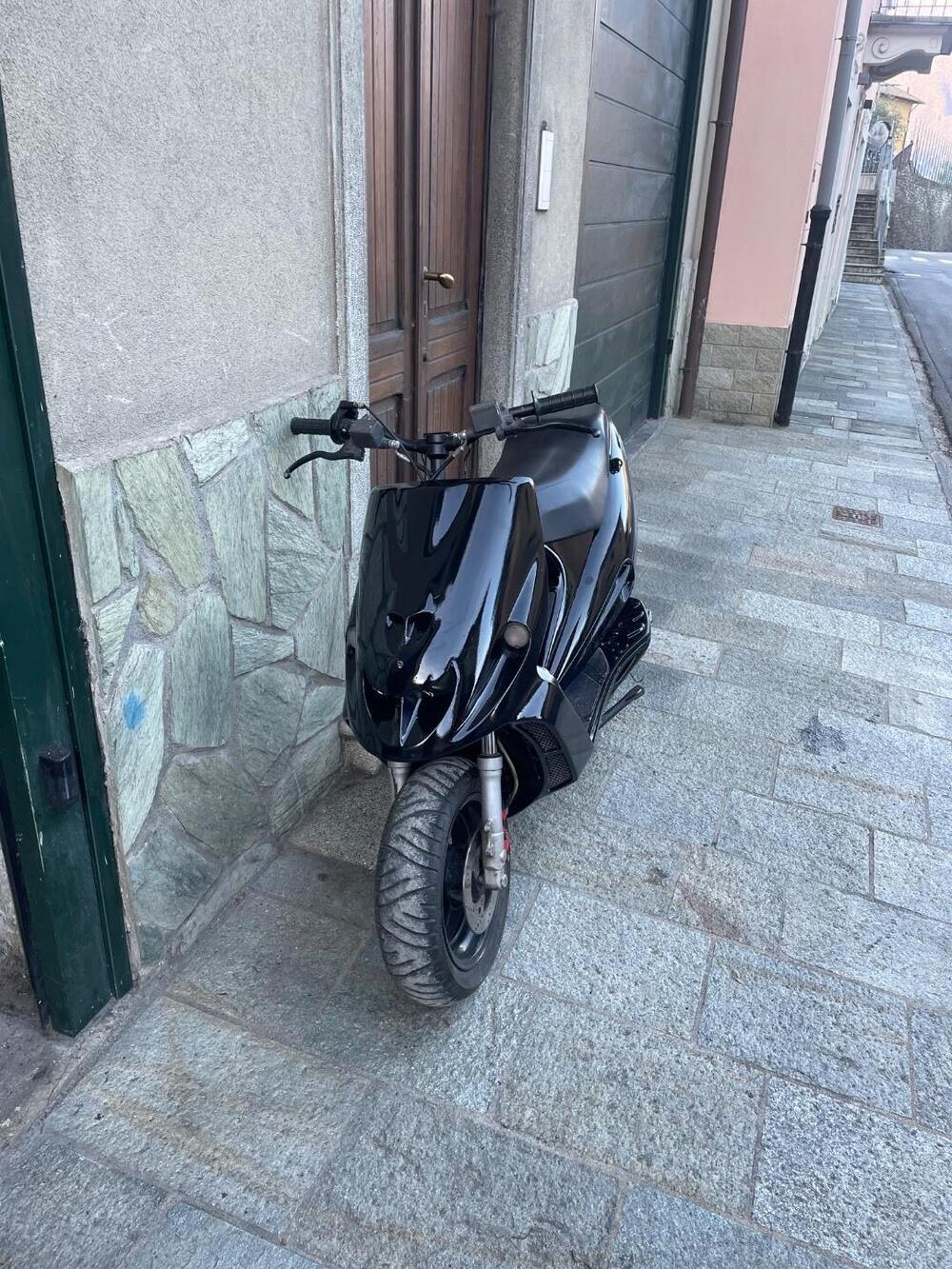 Malaguti F12 Phantom 50 R Liquid Cooled (2008 - 11) (7)