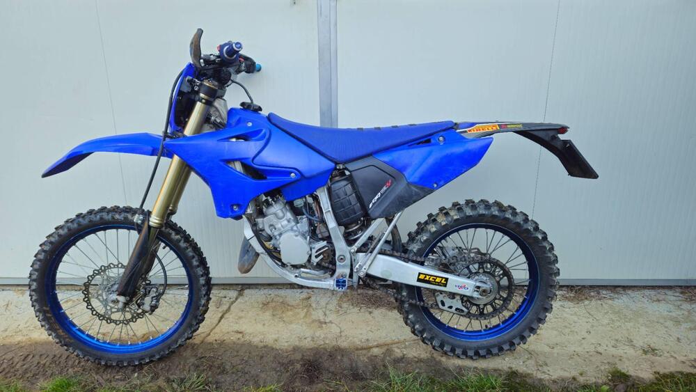 Yamaha YZ 125 (2021) (2)
