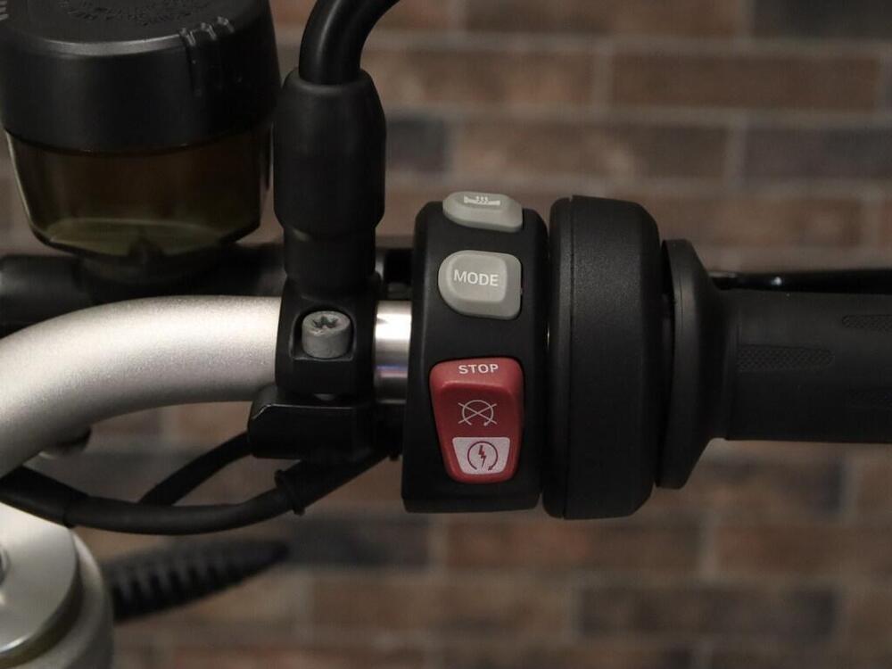 Bmw F 800 R (2017 - 20) (12)