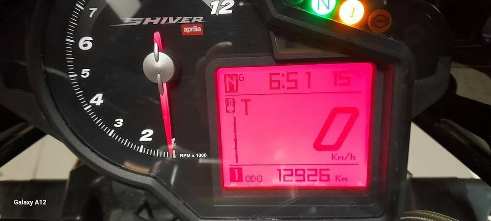 Aprilia Shiver (2008 - 10) (2)