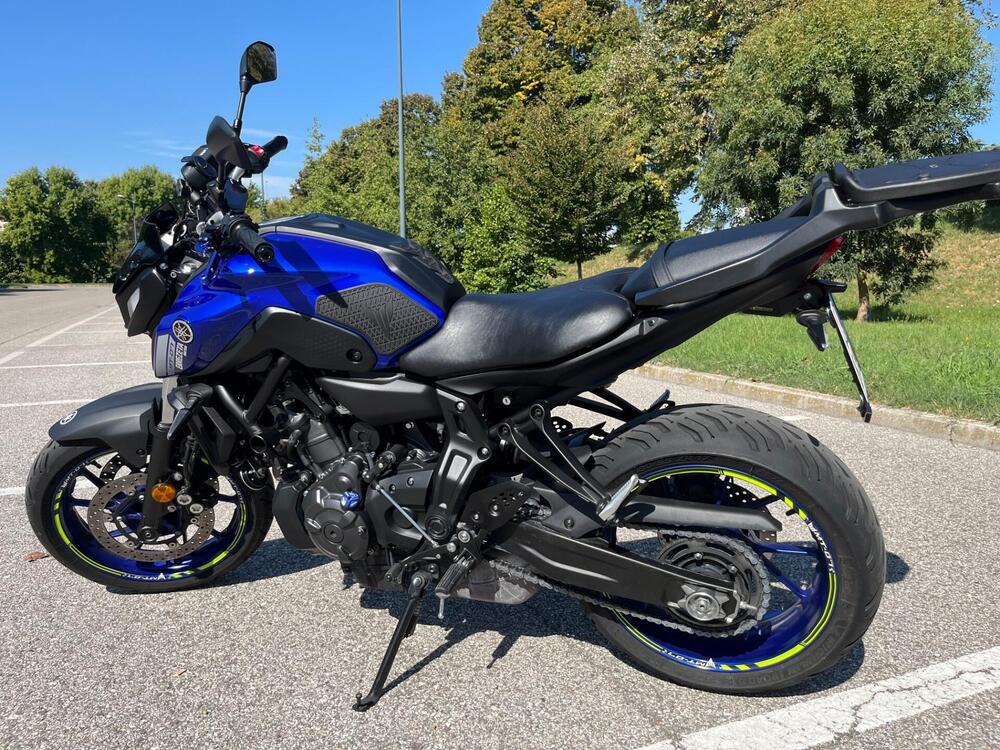 Yamaha MT-07 (2018 - 20) (2)