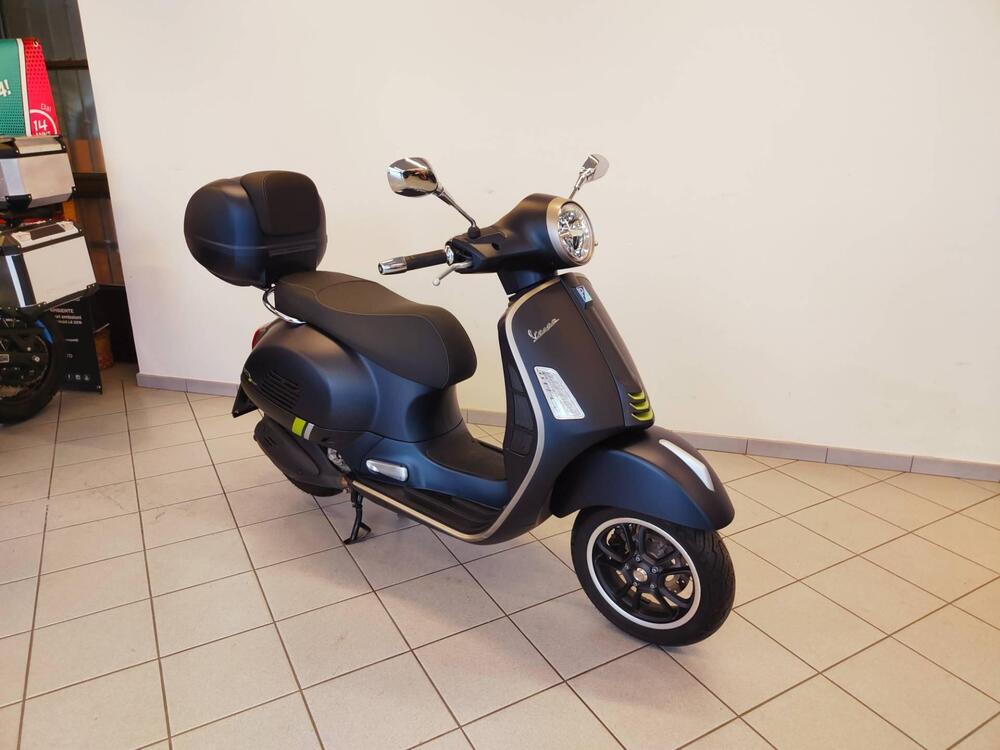Vespa GTS 300 Super Tech (2023 - 24)