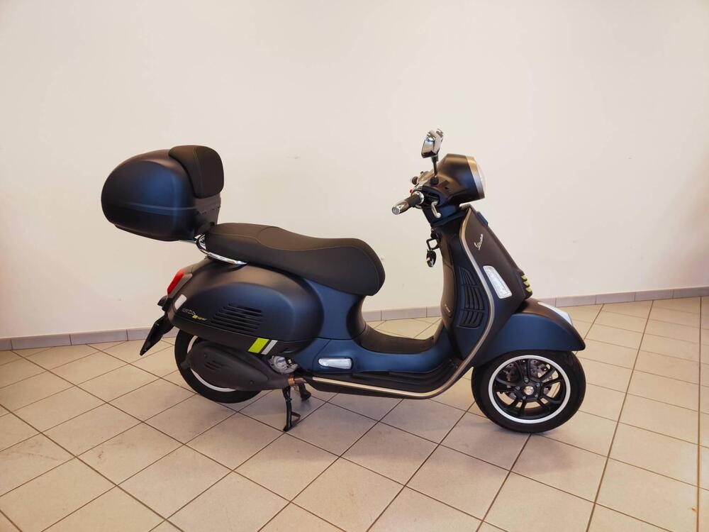 Vespa GTS 300 Super Tech (2023 - 24) (5)