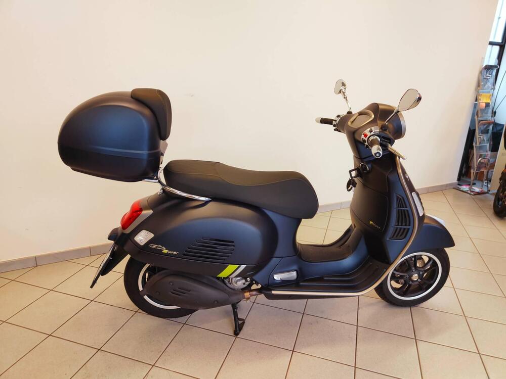 Vespa GTS 300 Super Tech (2023 - 24) (7)