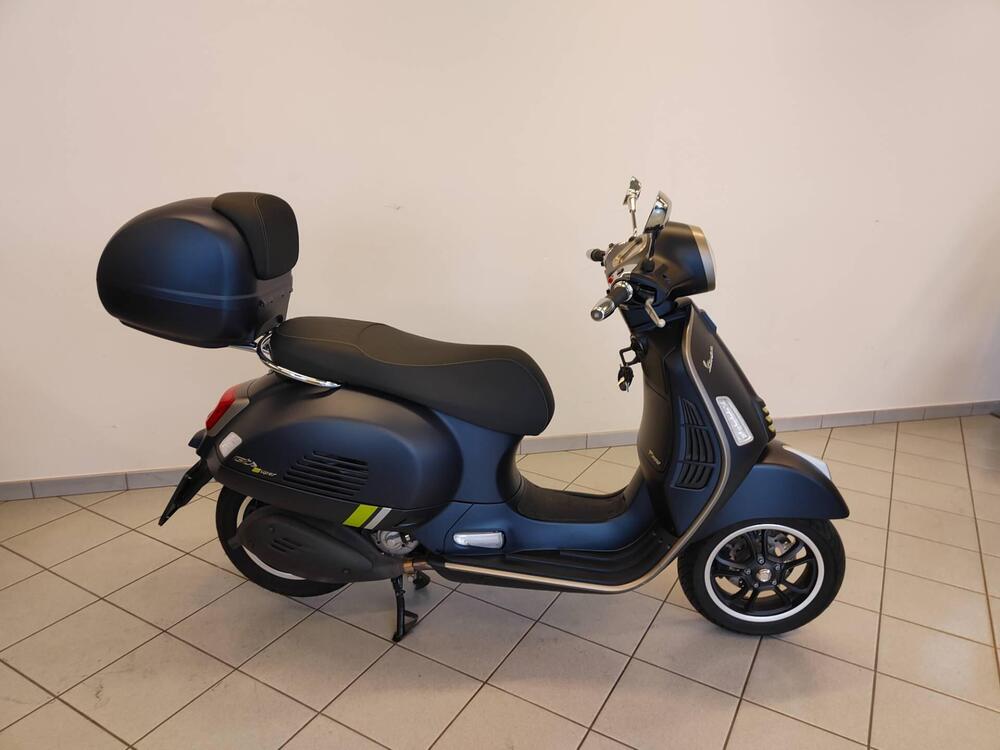 Vespa GTS 300 Super Tech (2023 - 24) (9)