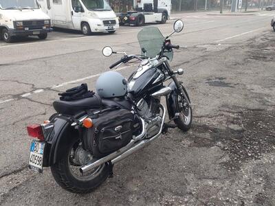 Suzuki VL 250 Intruder usata