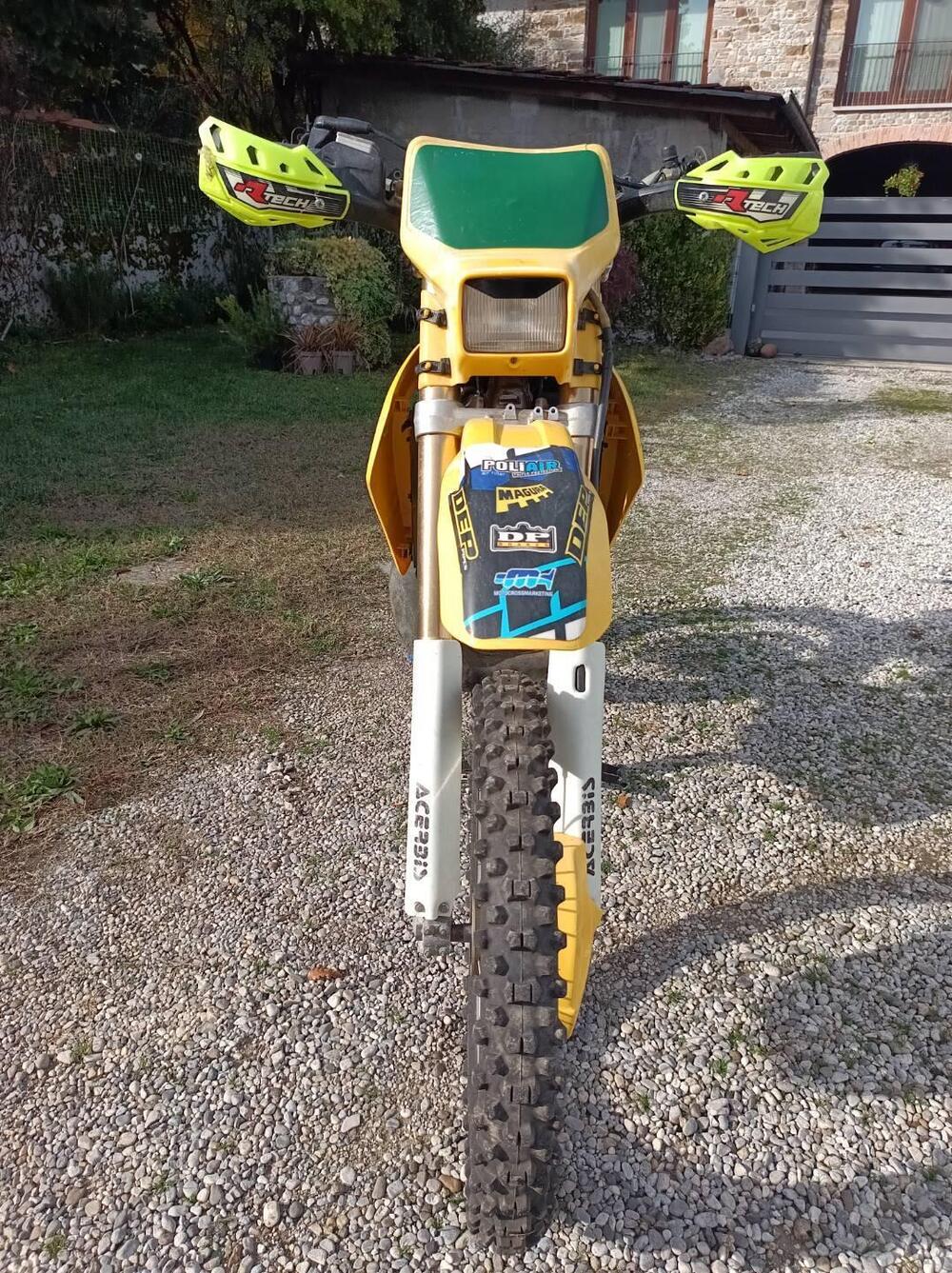 Suzuki RM 2T (3)