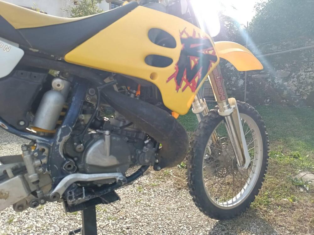 Suzuki RM 250 (1995 - 01) (3)