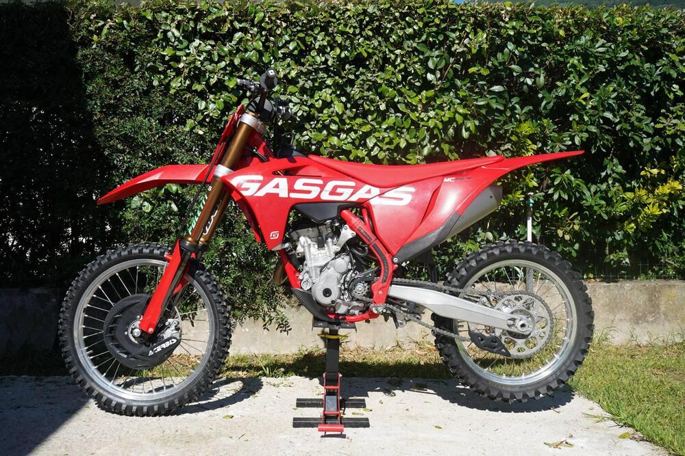 GASGAS MC 250 F (2021) (13)