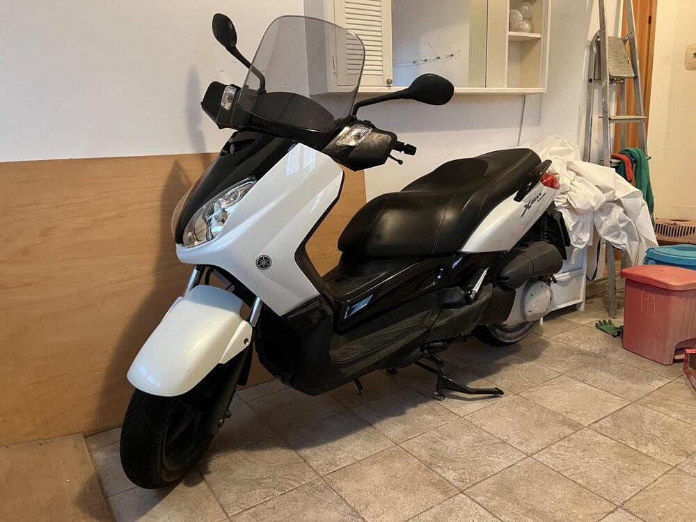 Yamaha X-Max 250 (2007 - 09) (4)