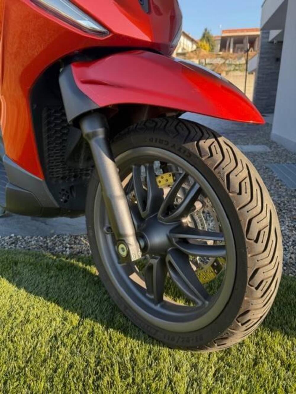 Piaggio Beverly 300 S ABS-ASR (2021 - 25) (15)