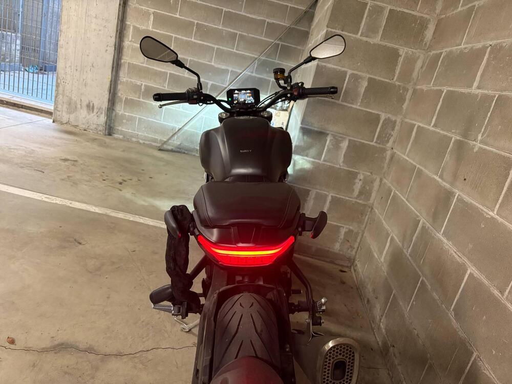 Voge Trofeo 500AC (2022 - 26) (2)