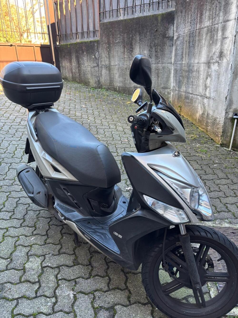 Kymco Agility 125 R16 + (2017 - 20) (2)