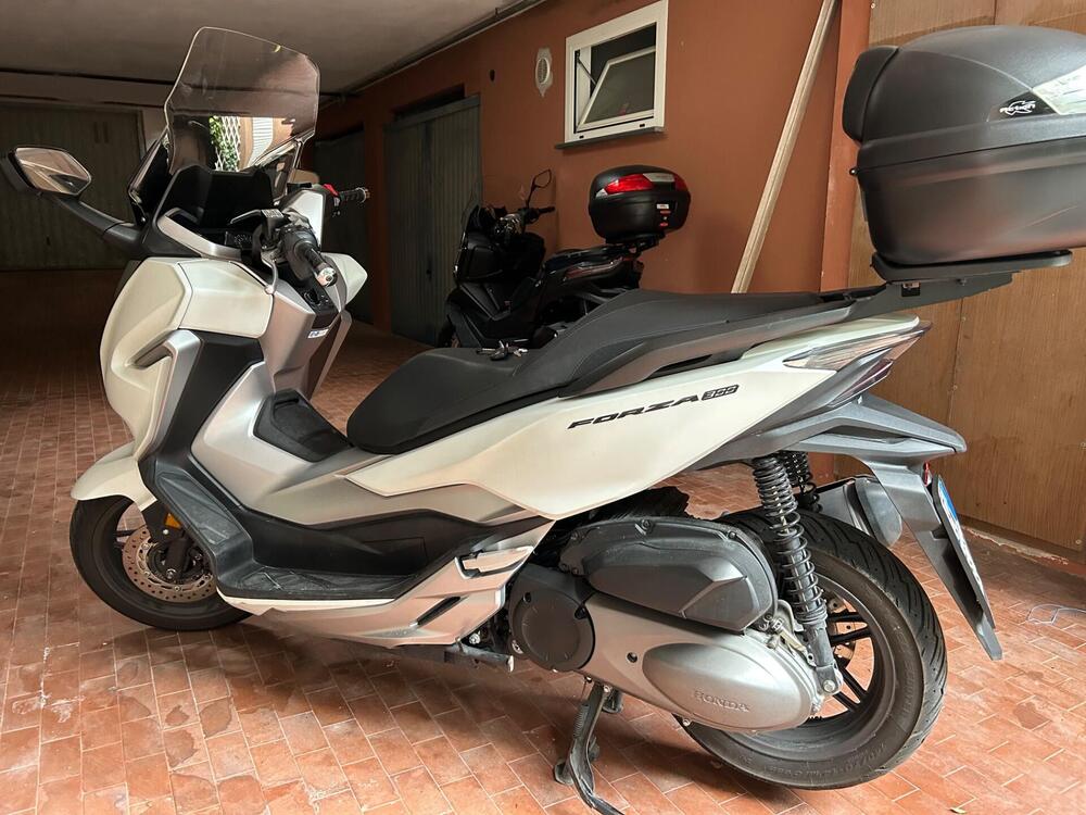 Honda Forza 300 Deluxe ABS (2018 - 20) (2)