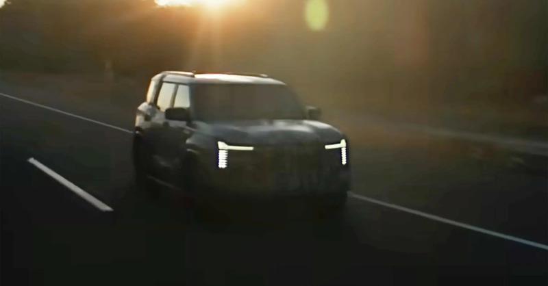 Mitsubishi Pajero 2026: primo teaser ufficiale del leggendario fuoristrada