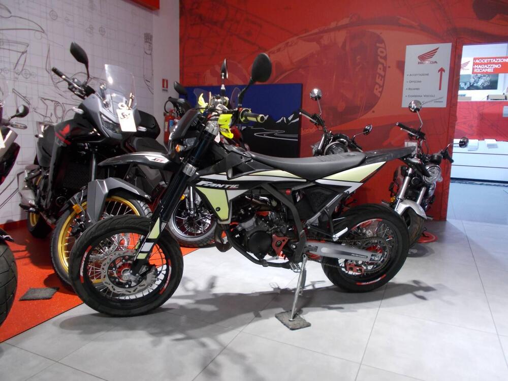 Fantic Motor XM 50 Motard Performance 2T (2021 - 22) (4)