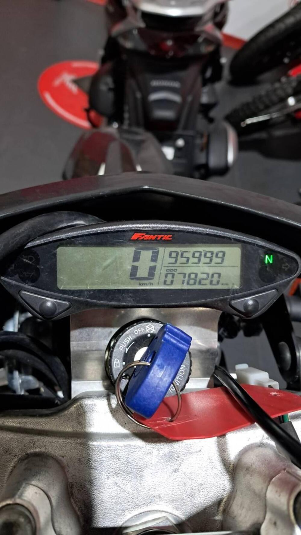 Fantic Motor XM 50 Motard Performance 2T (2021 - 22) (11)