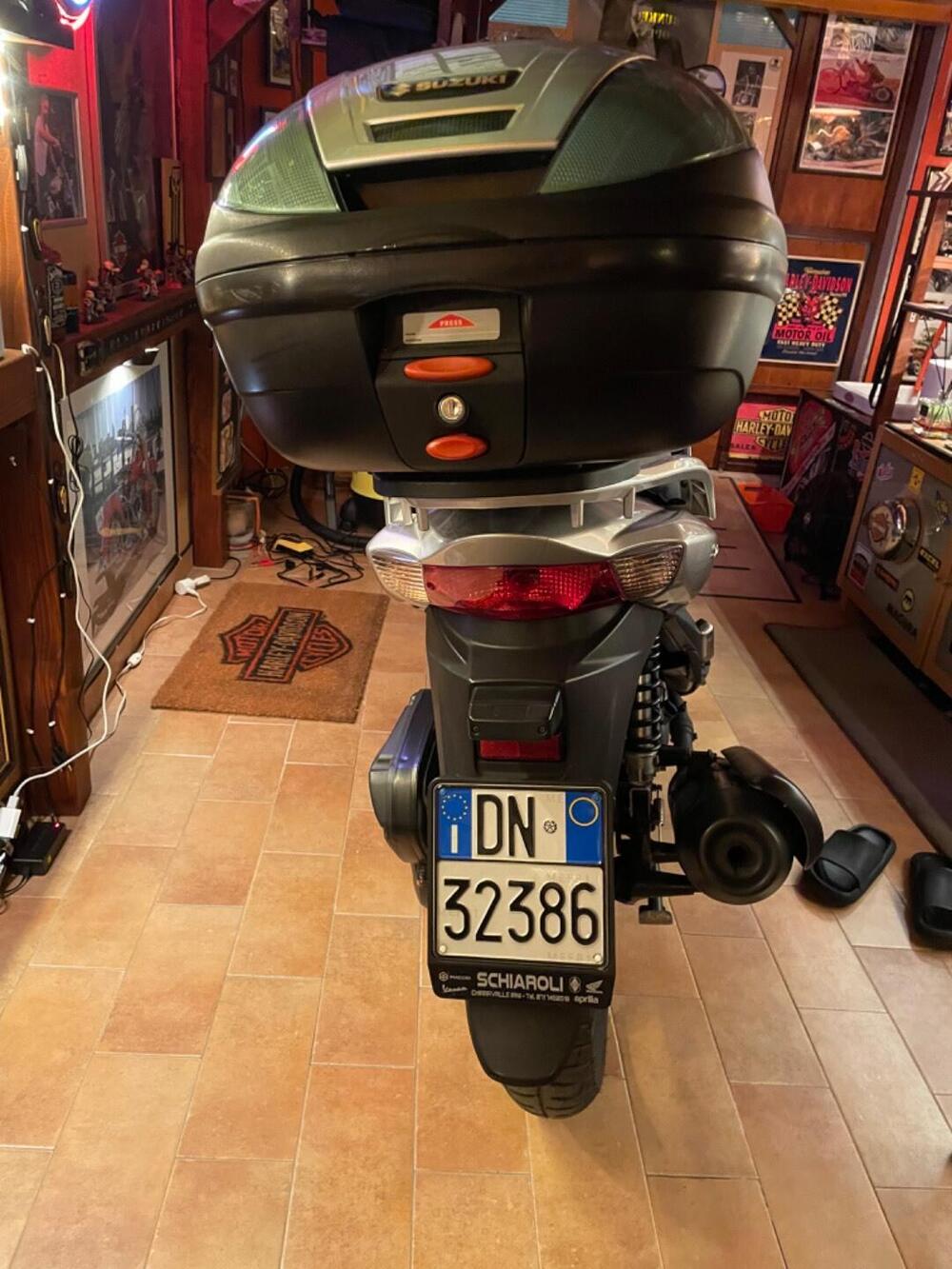 Suzuki SIXteen 150 (2007 - 14) (6)