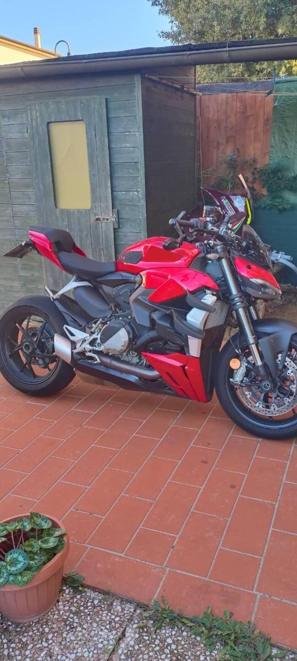 Ducati Streetfighter V2 (2022 - 24) (2)