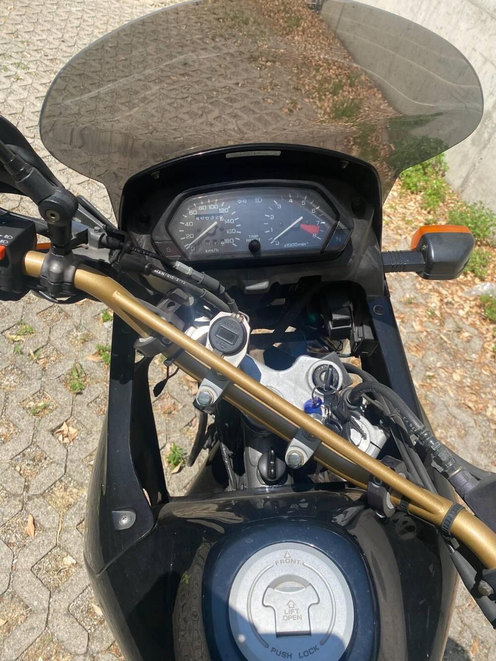 Honda NX 650 Dominator (1996 - 02) (2)