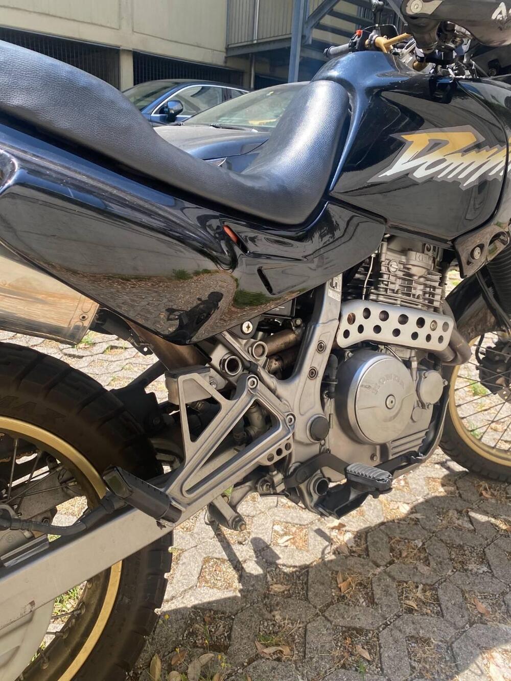 Honda NX 650 Dominator (1996 - 02) (14)