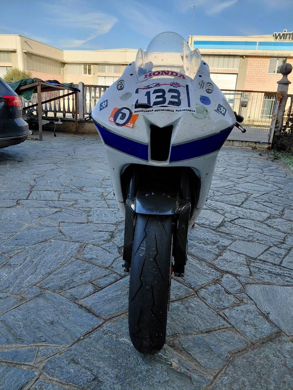 Honda CBR 600 RR (2009 - 12) (4)