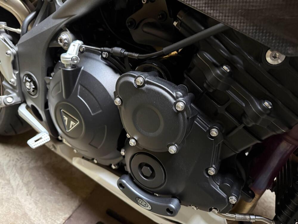 Triumph Speed Triple 1050 RS (2018 - 20) (17)