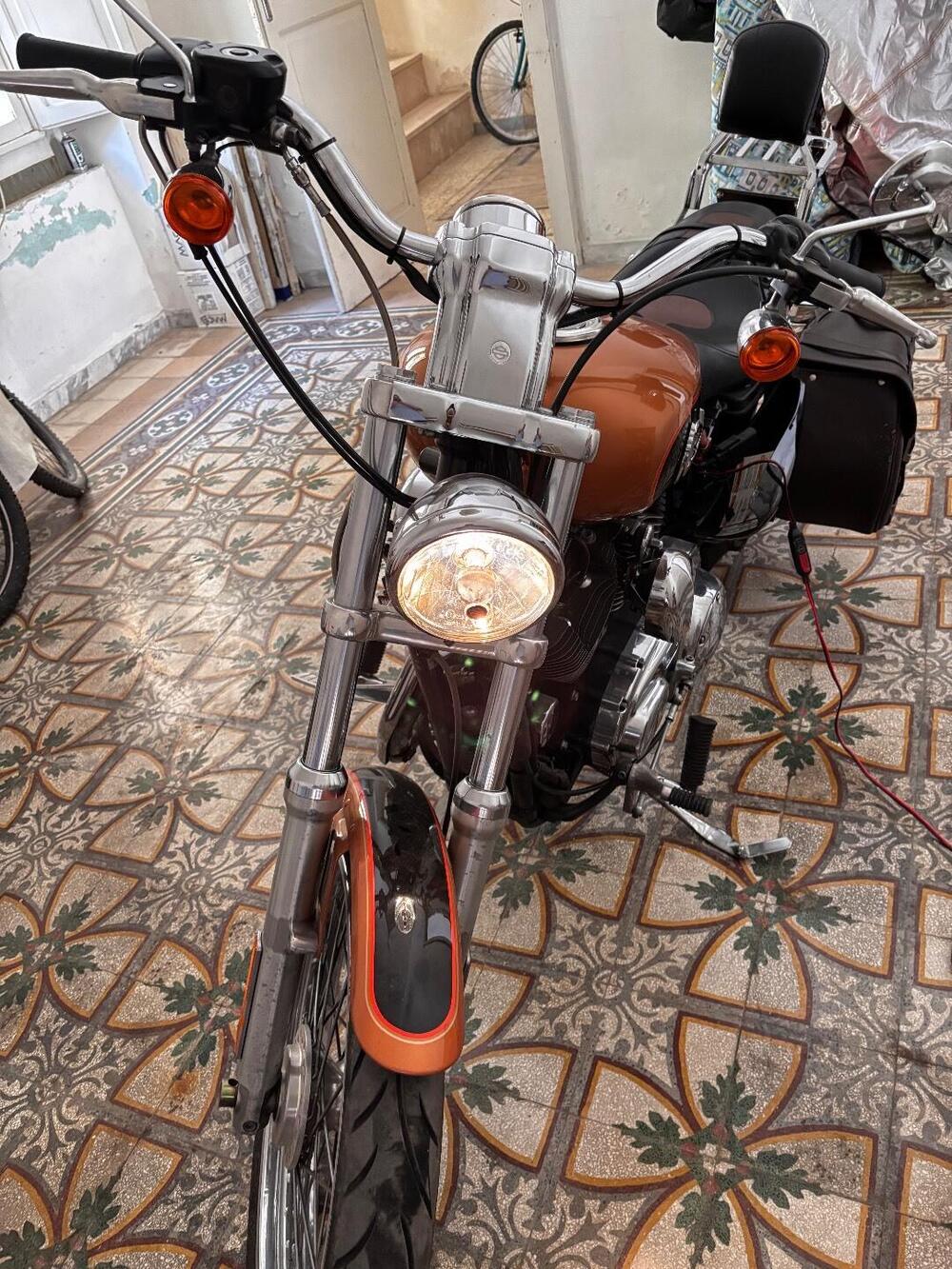 Harley-Davidson 1200 Custom (2007 - 13) - XL 1200C (2)