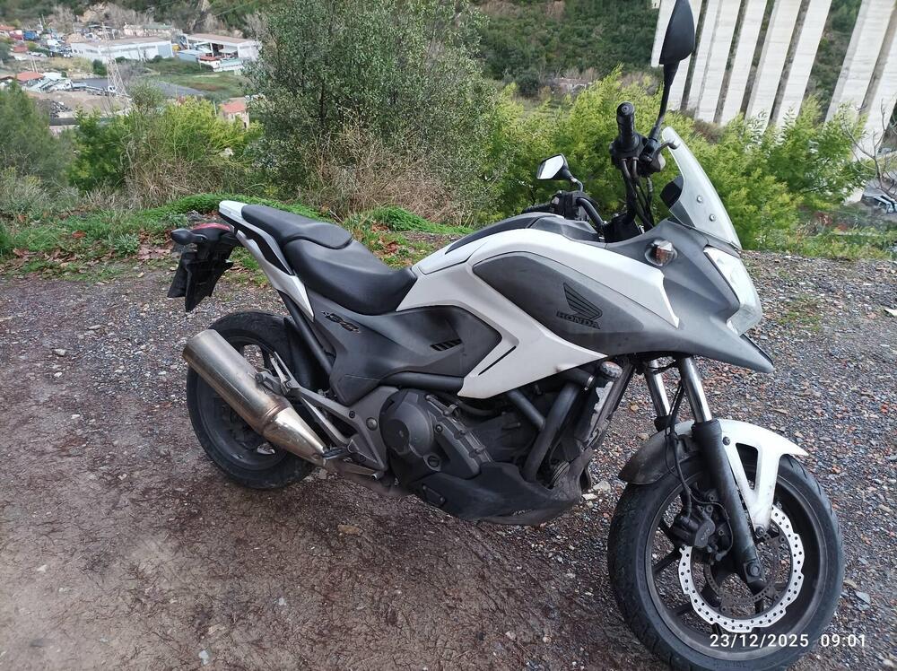 Honda NC 750 X DCT ABS (2014 - 15) (2)