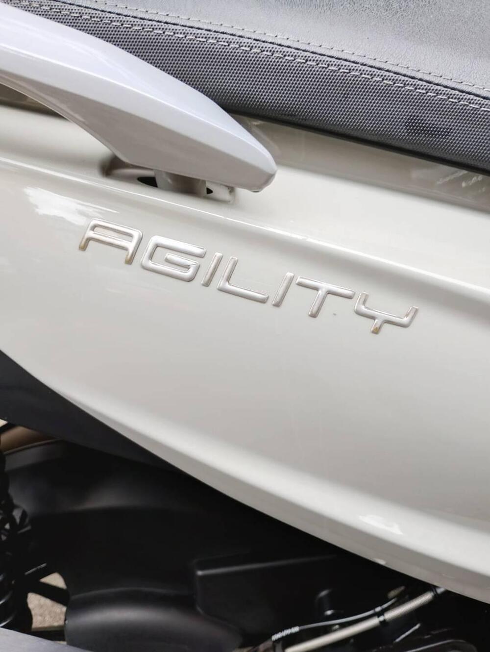 Kymco Agility 300i Noodoe (2020) (5)