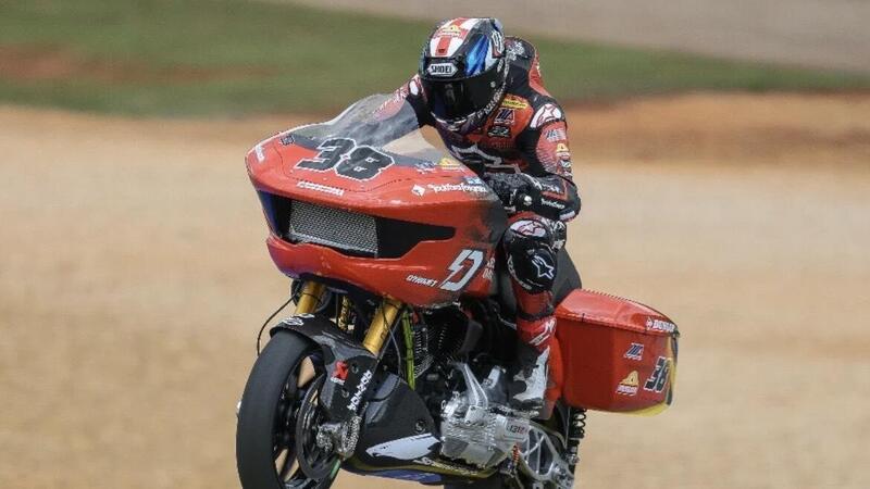 MotoGP 2026 vs Bagger World Cup: Bradley Smith rivela le assurde differenze nella guida 