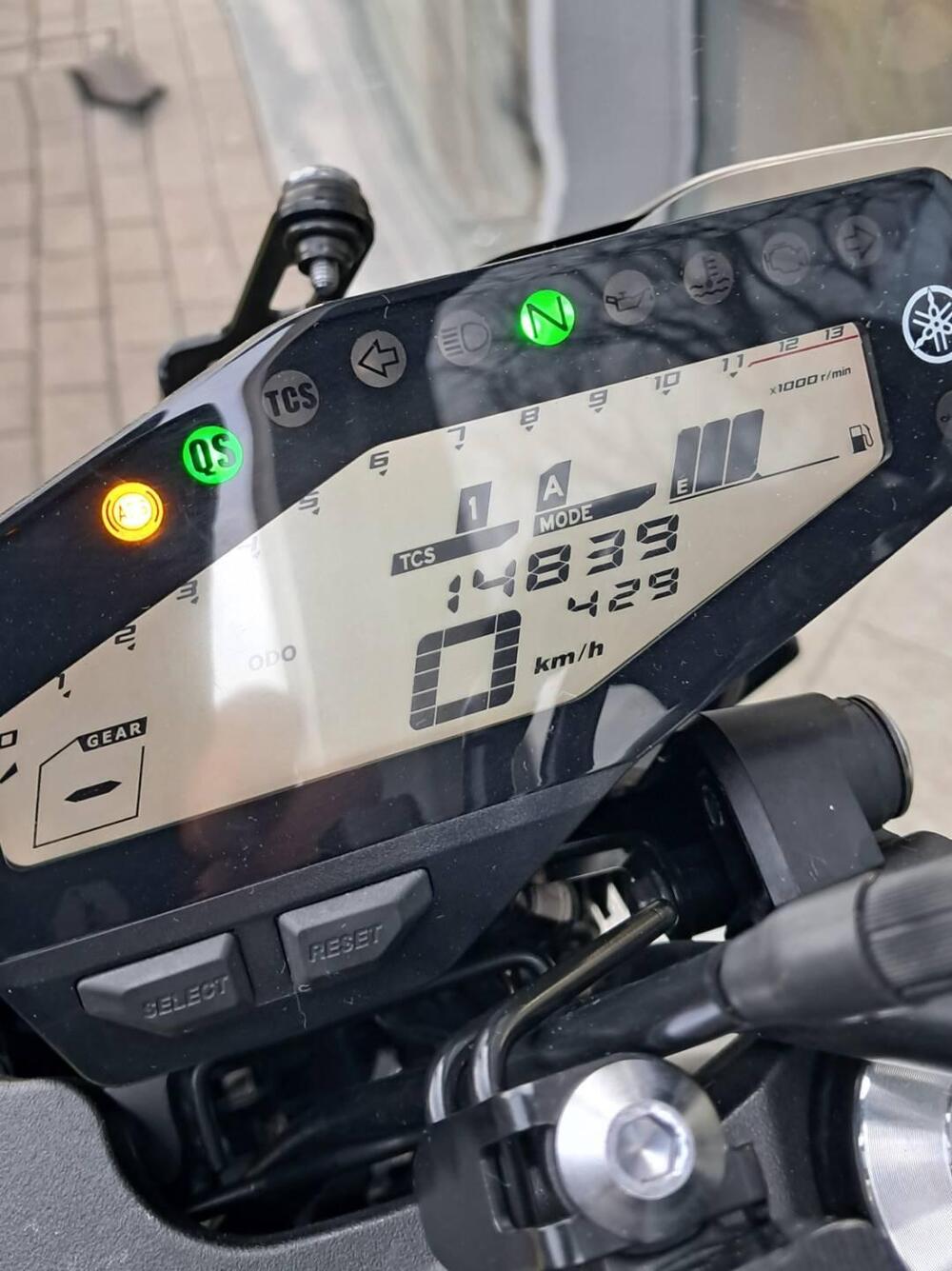 Yamaha MT-09 (2017 - 20) (7)