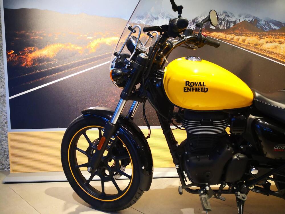 Royal Enfield Meteor 350 (2021 - 26) (11)