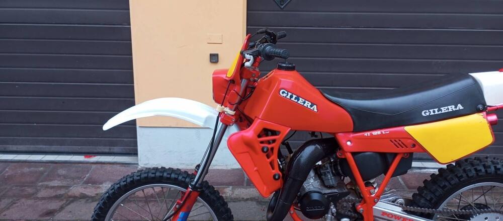 Gilera 125 HE-LC  (8)