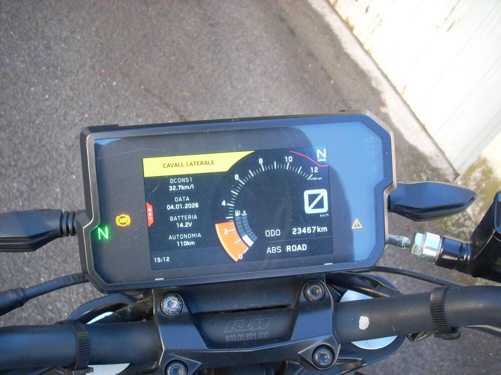 KTM 125 Duke (2021 - 23) (2)