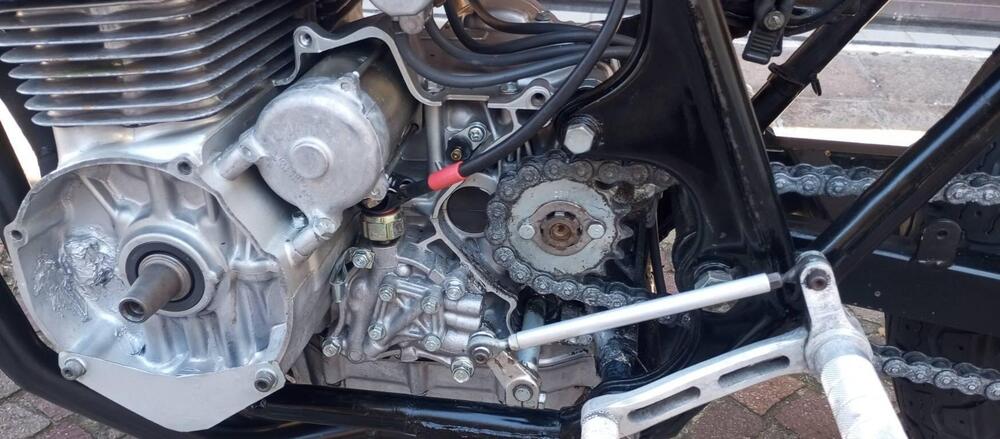 Honda CB 400 FOUR DERIVATE DI SERIE (6)