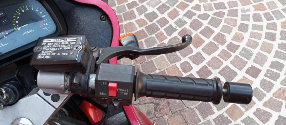 Kawasaki GPZ500S (8)