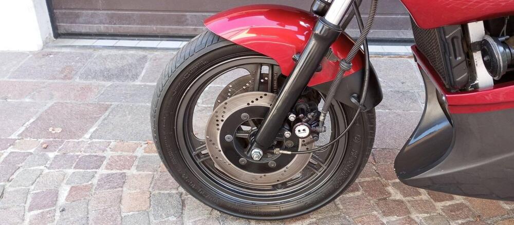 Kawasaki GPZ500S (10)