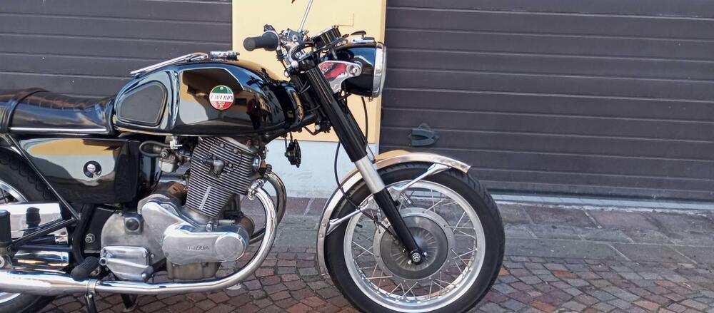 Laverda GT 750 2°serie (7)