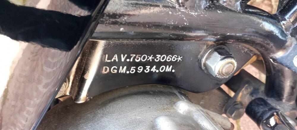 Laverda GT 750 2°serie (19)