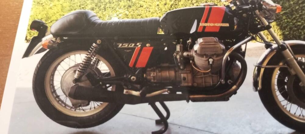 Moto Guzzi 750 SPORT (17)
