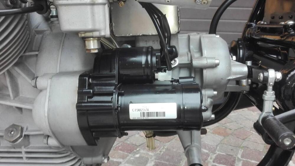 Moto Guzzi V7 COMPETIZIONE (10)