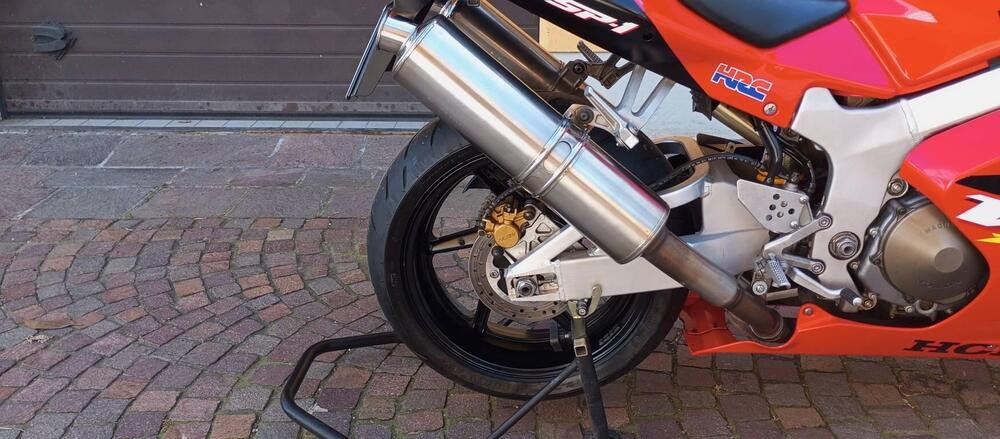 Honda VTR 1000 SP1 (4)